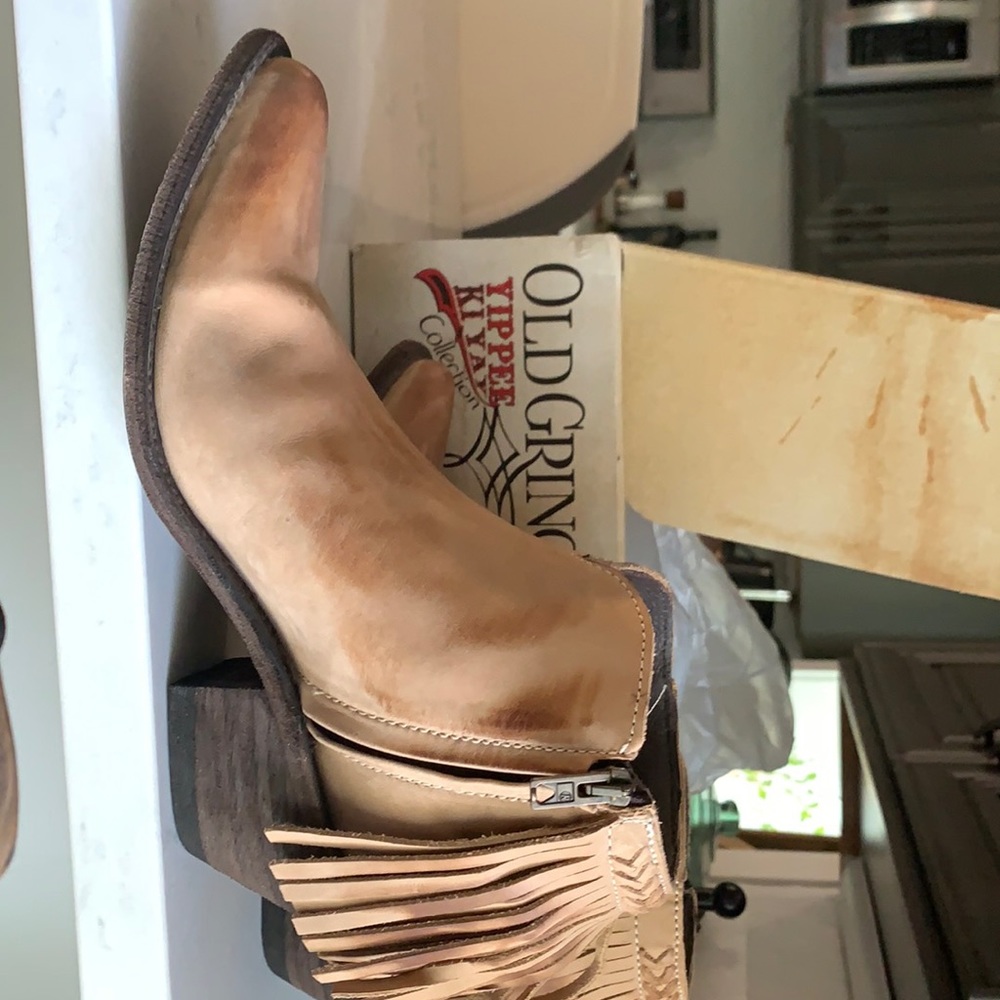 Old Gringo ankle booties with fringe 8.5